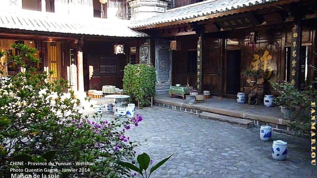 066- Weishan.JPG